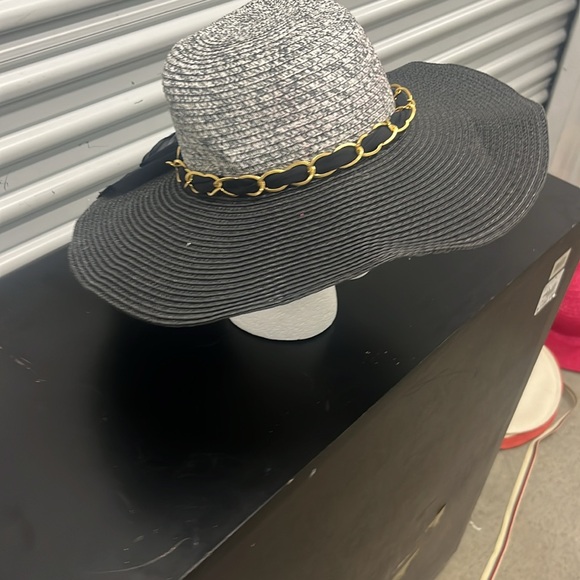 Women’s sun hat - Picture 4 of 11